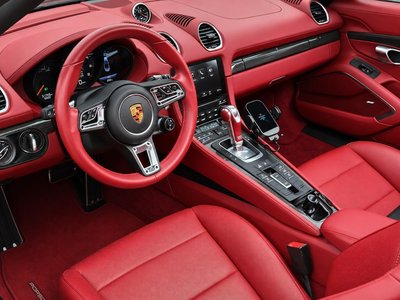 صورة 4 لـ 2022 Porsche 718