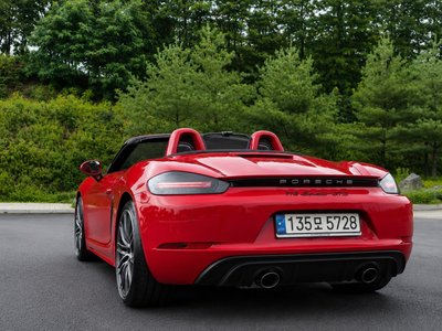 صورة 5 لـ 2022 Porsche 718
