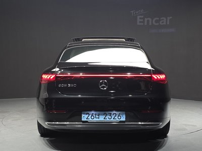 2022 Mercedes-BENZ EQS photo 3