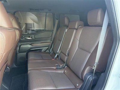 TOYOTA LAND CRUISER 250 - 10