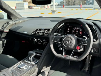 AUDI R8 - 5