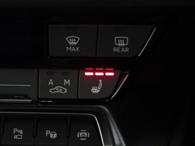 صورة مصغرة 28 لـ 2025 AUDI RS3 SEDAN
