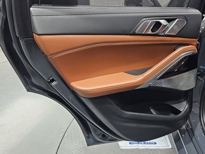 2022 BMW X6 — миниатюра 15