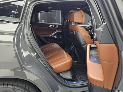 2022 BMW X6 — миниатюра 18