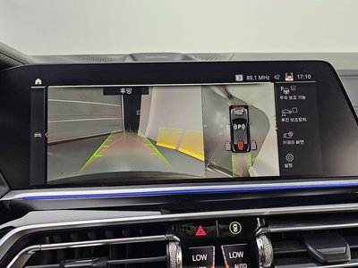 2022 BMW X6 — миниатюра 21