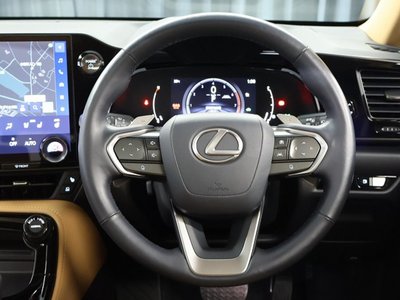 LEXUS NX - 9