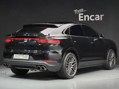 2020 Porsche CAYENNE 照片 3