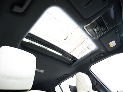 2024 Lexus LX — миниатюра 12