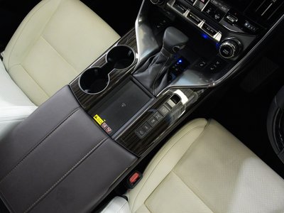 2024 Lexus LX — миниатюра 16