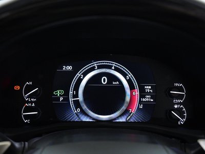2024 Lexus LX — миниатюра 37