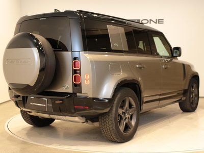 LAND ROVER DEFENDER - 9