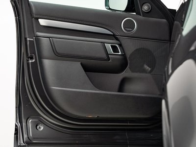 2025 LAND Rover DISCOVERY — миниатюра 12