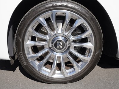 ROLLS-ROYCE DAWN - 8