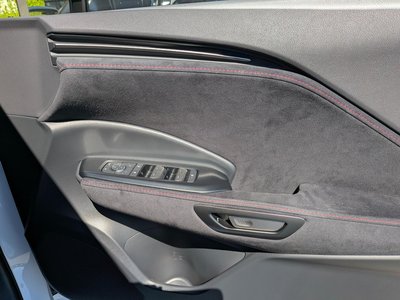 صورة مصغرة 33 لـ 2025 Lexus LBX