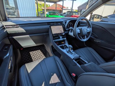 2025 Lexus LBX 照片 16