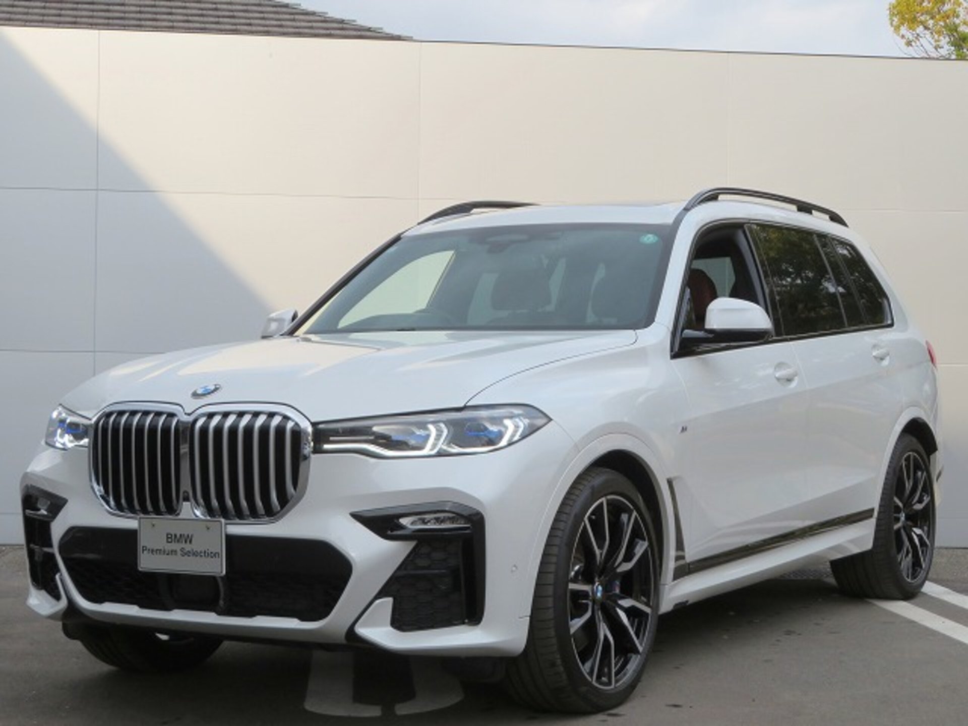 BMW X7 - View 1