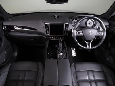 MASERATI LEVANTE - 3