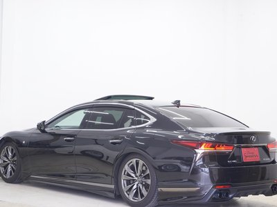 صورة 3 لـ 2018 Lexus LS