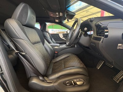 2017 Lexus LS — миниатюра 20