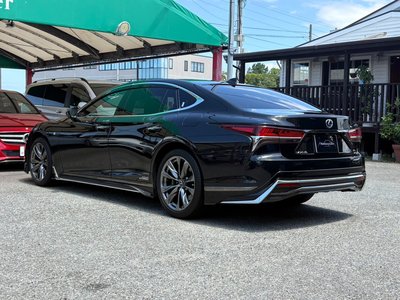2017 Lexus LS — миниатюра 6