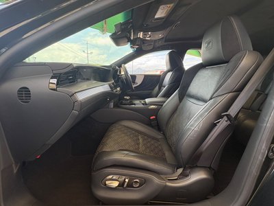 2017 Lexus LS — миниатюра 22