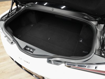 2019 Lexus LC — миниатюра 23