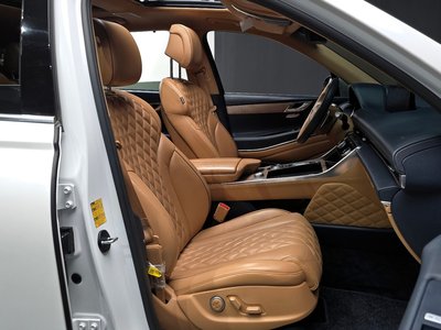 صورة 10 لـ 2020 Genesis GV80