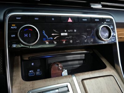 2020 Genesis GV80 — миниатюра 17