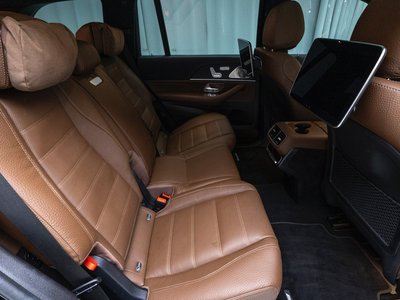 MERCEDES-BENZ GLS - 10