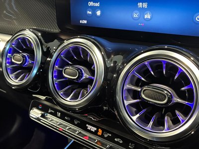 2025 Mercedes-BENZ GLB 缩略图 41