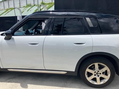 2025 MINI COOPER COUNTRYMAN 缩略图 19