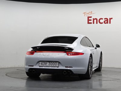 PORSCHE 911 - 3