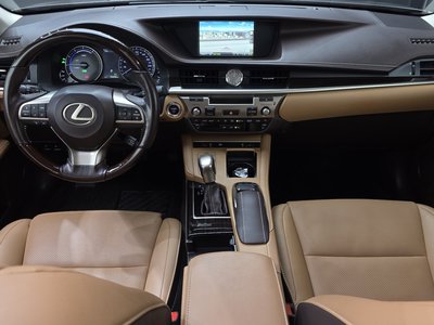 LEXUS ES - 5