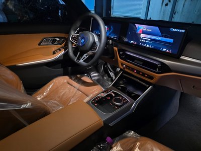 BMW 3 SERIES - 8