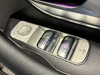 2025 Mercedes-BENZ GLE — миниатюра 18