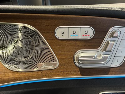2025 Mercedes-BENZ GLE — миниатюра 17