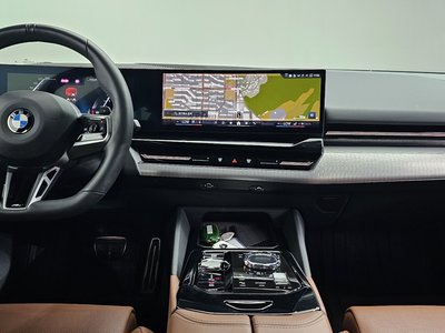 2024 BMW 5 SERIES — миниатюра 25