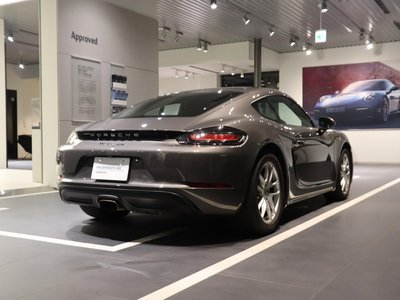 صورة 7 لـ 2019 Porsche 718