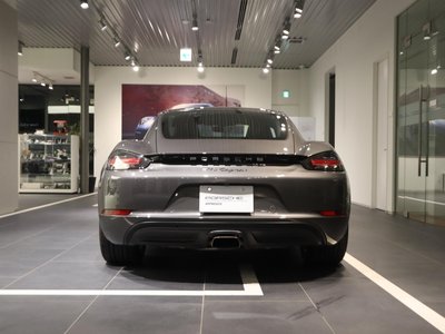صورة 8 لـ 2019 Porsche 718