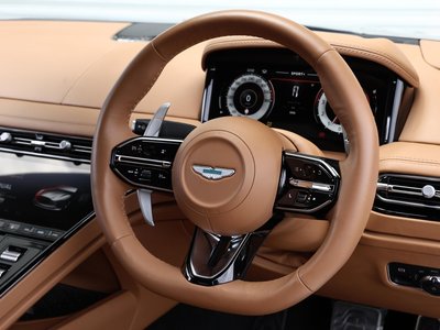 ASTON MARTIN DB12 - 4