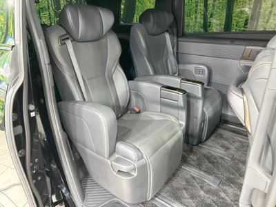 TOYOTA ALPHARD - 9