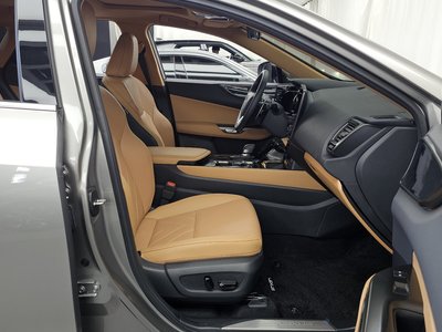 صورة مصغرة 17 لـ 2025 Lexus NX