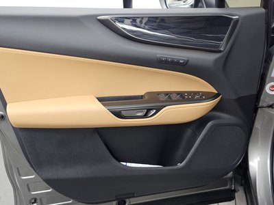 صورة مصغرة 14 لـ 2025 Lexus NX