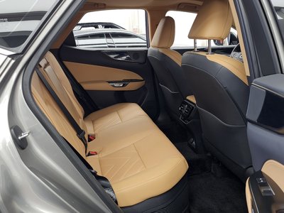 صورة مصغرة 18 لـ 2025 Lexus NX