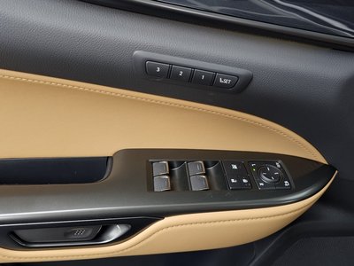 صورة مصغرة 28 لـ 2025 Lexus NX