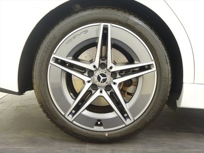 MERCEDES-BENZ C-CLASS - 9