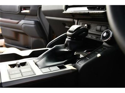 TOYOTA LAND CRUISER 250 - 10