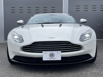 ASTON MARTIN DB11 - 6