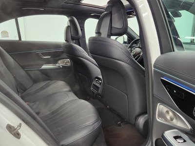 MERCEDES-BENZ E-CLASS - 10