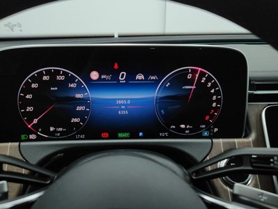 MERCEDES-BENZ E-CLASS - 8